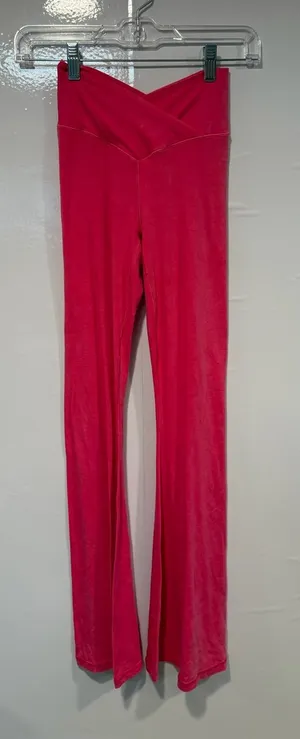 Aerie Offline Real Me High Waisted Crossover Flare Yoga Pants Pink XS thumbnail 1