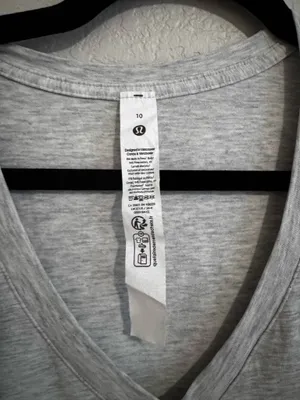 Lululemon Love V Neck Tee 10 Grey thumbnail 2