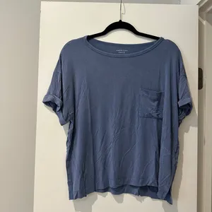 American Eagle Soft Oversized Pocket T-Shirt thumbnail 2
