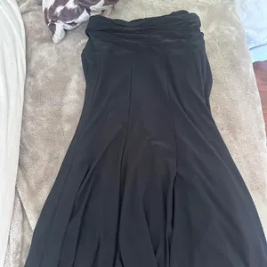 Black flowy boho midi pull on skirt Size M thumbnail 3