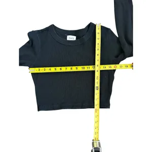 MATE the Label Organic Thermal Boxy Crop top in jet black size small thumbnail 5