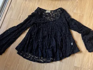 Show Me Your MuMu Black Lace Blouse thumbnail 1