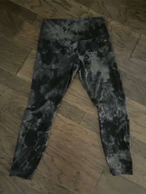 Lululemon Black & Gray High-Waist Leggings thumbnail 1