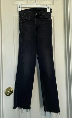 Black Jeans thumbnail 2