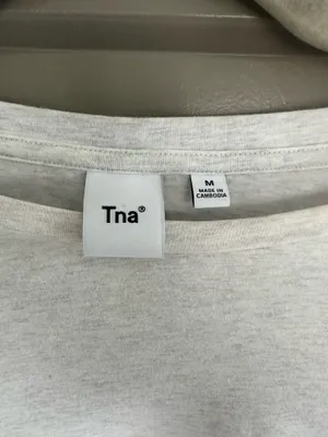 Aritzia TNA white cropped t shirt thumbnail 3