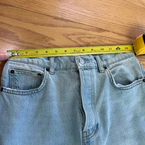 Reformation Jeans Cynthia High Rise Straight Jeans Button Fly Size 27 Light Wash thumbnail 6