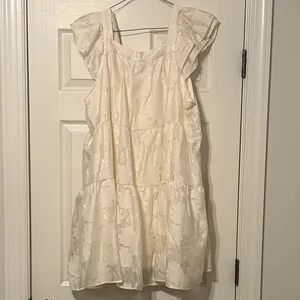 Entro Cream Midi Dress thumbnail 5