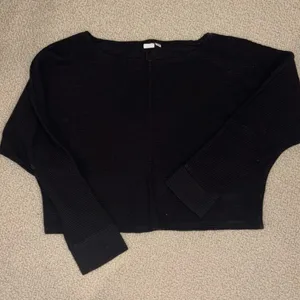 GAP ribbed cropped sweater thumbnail 2