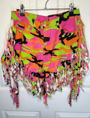 Camo Fringe Cut Off Shorts Large Neon Bright Pink‎ Green Rave Festival thumbnail 1