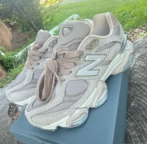 New model new balance 9060 aged version women sneakers shoes size 4.5 thumbnail 1