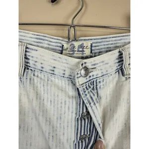We the Free People Size 34 Jean Shorts Distressed Button-Fly Frayed Hems Hi-Rise thumbnail 4