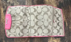 Coach | ladies Signature Jacquard clutch wallet. thumbnail 14