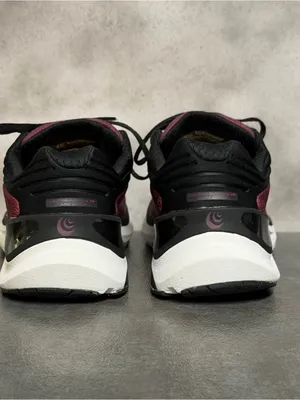 Topo Athletic Ultrafly 3 Women's Burgundy Running Shoes Size 7.5 thumbnail 7