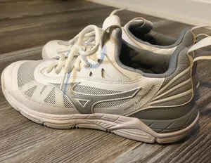 Volleyball Shoes thumbnail 1