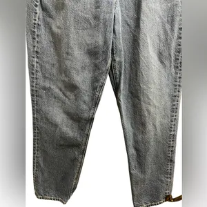 American Eagle Outfitters Mom Jeans Relaxed Denim Hi Rise thumbnail 3