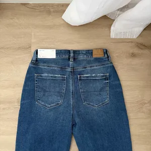 American Eagle Women's Medium Wash Mom Denim Jean thumbnail 6