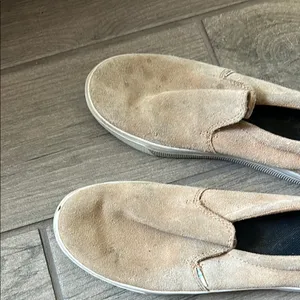 Toms Tan Suede Slip-On Flats thumbnail 5