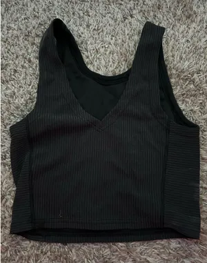 Lululemon Tank thumbnail 2