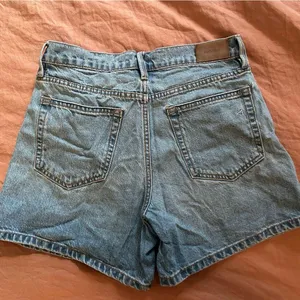 Hidden Medium High Waisted Denim Shorts Blue thumbnail 4