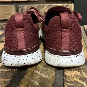 APL Women's TechLoom Breeze Maroon‎ Speckled Knit Athletic Shoes Size 7 thumbnail 6