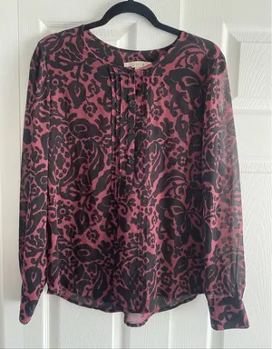 Loft Damask Floral Pintuck Blouse Womens Size M Burgundy Black Sheer Polyester‎ thumbnail 1