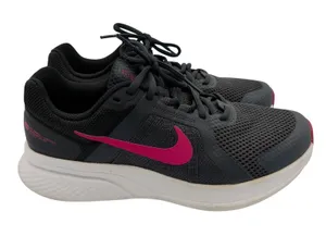 Nike Run Swift 2 Womens 10 Wide Running Shoes Grey Fireberry CV0568-011 thumbnail 1