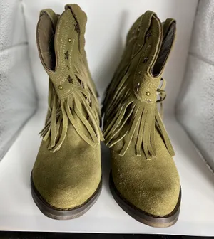 Very Volatile women's boots size 6 1/2 color green thumbnail 2