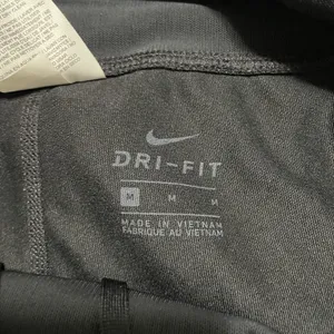 Nike Women Black Dri-FIT Running Crop Leggings Athletic Workout Fitness Pants M‎ thumbnail 9