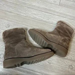 Aquatalia Kimberly Weatherproof Genuine Shearling Women's Boots sz 6.5‎ thumbnail 7