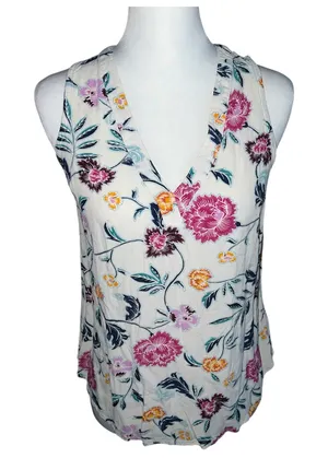 Old Navy 3 items for $15 | Navy Floral Print Sleeveless Blouse🌵🦎 thumbnail 1