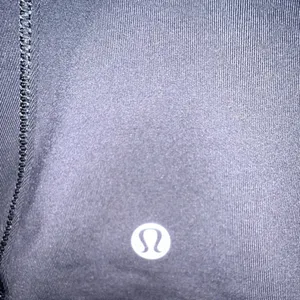lululemon athletica‎ Black Tank Top thumbnail 2