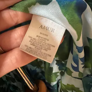 AMUR Blue Green White Edie High Low Tie Neck Floral Gown WOMENS 8 thumbnail 8