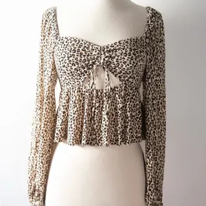 Urban Outfitters Leopard Peplum Blouse Puff Sleeve Tie Front Animal Print Top M thumbnail 5