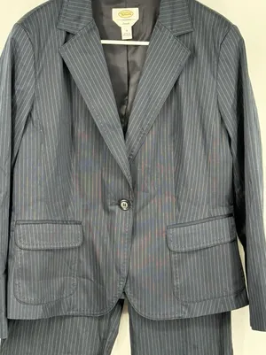 Talbots Pinstriped Single Breasted Suit Jacket Size 16 Navy‎ thumbnail 1