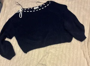 Hollister Off-The-Shoulder Sweater thumbnail 1