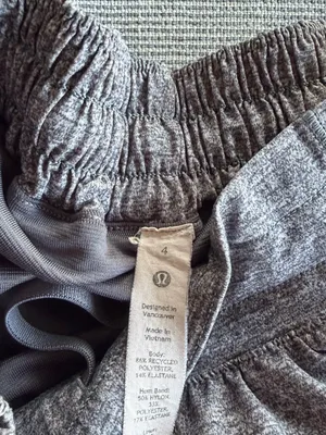 Lululemon Hotty Hot Short II *Long 4" Heather Lux Multi Black Size 4 thumbnail 6