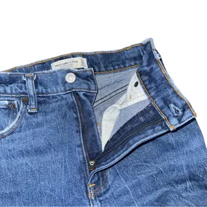 Abercrombie & Fitch Curve Love 90s Straight Ultra High Rise Jeans Sz 24/00 Short thumbnail 6
