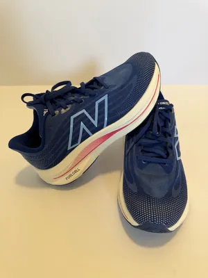 New Balance FuelCell Walker Elite Inkwell Dragon Berry Size 9 Wide thumbnail 1