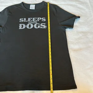 Barkology gray “Sleeps with Dogs” T-shirt size M thumbnail 6
