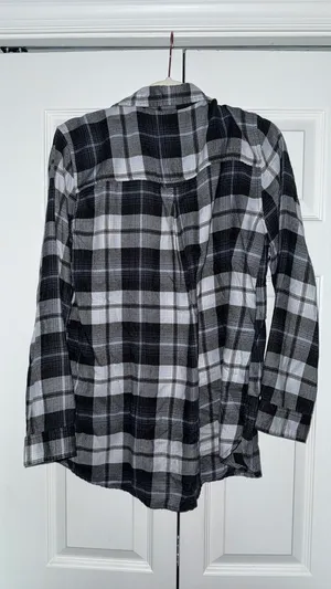 American Eagle Boyfriend Fit Flannel thumbnail 2