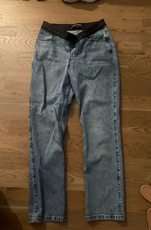 & Other Stories Low rise jeans thumbnail 1