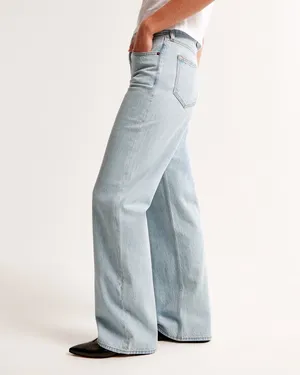 Abercrombie & Fitch High Rise Loose Jeans thumbnail 3
