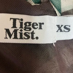 Tiger Mist NWT Multicolor Sleeveless Ruched Slit Open Back Mini Bodycon Dress XS thumbnail 4
