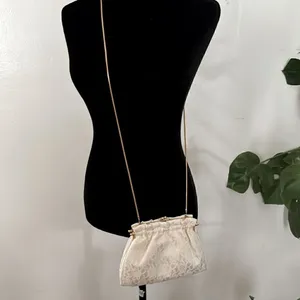 Preston&york crossbody purse EUC thumbnail 6