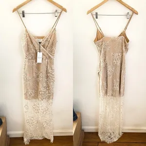 WAYF‎ Gwen Lace Dress Size thumbnail 3