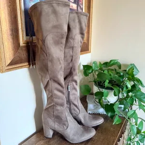 Marc Fisher LTD Alina OTK Boots Womens 10 Taupe Block Heel Cottagecore Soft Girl thumbnail 3