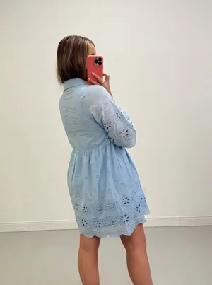 BOUTIQUE EYELET DRESS Blue Size M thumbnail 2