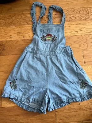 M - Hot Topic - Light Blue Denim Shortall adjustable with embroidery thumbnail 3
