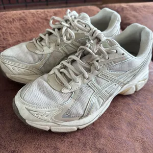 ASICS GT-2160 Oatmeal Silver Sneakers Men’s 6 Women’s 7.5 thumbnail 4