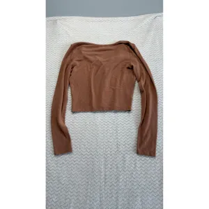 Wilfred Free Aritzia Cropped Cardigan Brown Ribbed Knit Button Front Top Small thumbnail 3